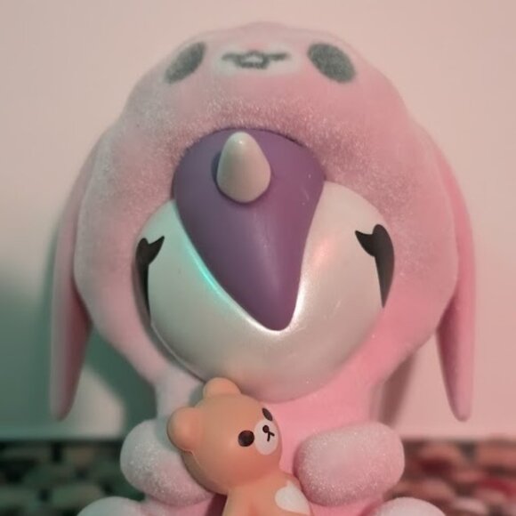 Tokidoki Cozy Unicorno "Cuddle Bunny" - Picture 7 of 7